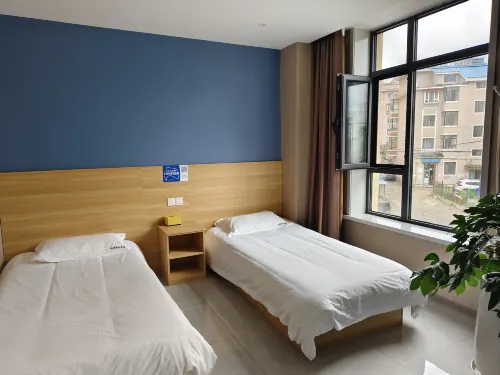 Hunchun Zhaoshun Business Hotel