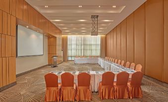 3. F1 Hotel..
