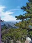 Jiuhuashan Fengyou Xiaoju - غرفة مطلة على الجبل