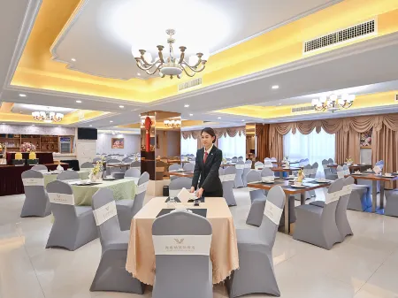 Vienna International Hotel ·Shaoguan Baiwang Square Waterside Pavillion Отели в г. Шаогуань