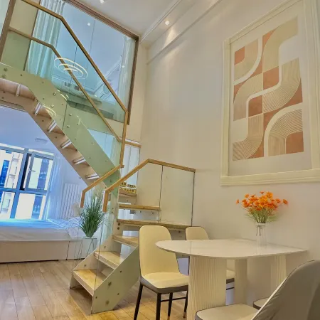yueting Apartment (Qingdao Jinshui Road Shop)