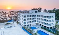 DONGHO BEACH HOTEL