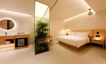 MIEN BIAS HOTEL (Shenzhen Guomao Metro Station)