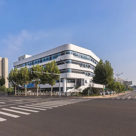 HanTing Hotel (Yixing Dingshuzhen Baolong Plaza)