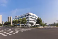 HanTing Hotel (Yixing Dingshuzhen Baolong Plaza) Hotels in Yixing