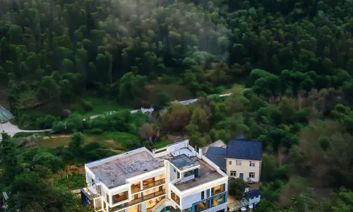 Qixili · Surround Mountain Stream Trekking · Designer Villa (Jing Moon Bay Tourist Resort)