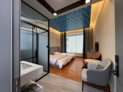 Kunming Yuzhou Chinese Inn Hotels near Dianchi Lake