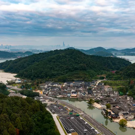 Ningbo Taolu SCHOLARS Hotel (Dongqian Lake)