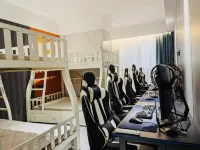 Yuejiang International Hotel