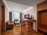 James Joyce Coffetel Lanzhou ZhongchuanAirportT3 Terminal Branch Gaolan İlçesi otelleri
