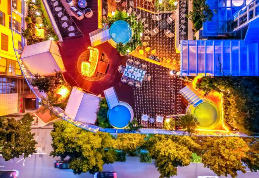 크레센트 문 호텔