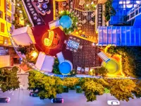 CRESCENT MOON HOTEL Hotels near Chengdu Normal University Information Science Department Wuyuehua Teaching Department