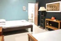 RedDoorz Hostel @ Deomar Hometel & Farm Cafe Vigan Ilocos Hotels in Ilocos Sur