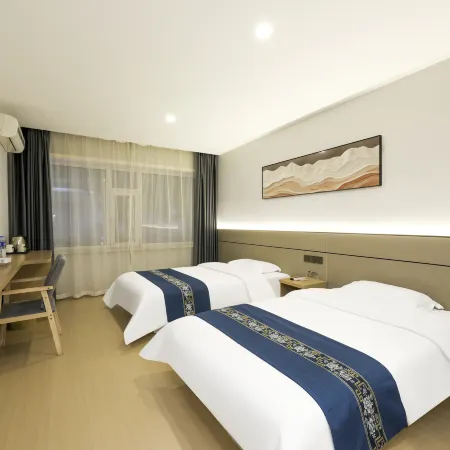 Qingfeng Hotel (Yanji Yanbian University West Market Branch)