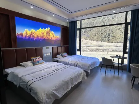 Grassland•Sihai Mountain Beautiful accommodation with a view of the wilderness Отели рядом с достопримечательностью «Zhaxigangcun»