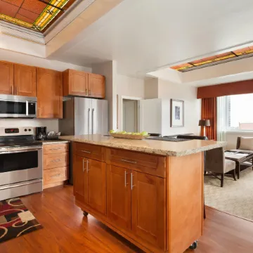 Executive Hotel Vintage Court