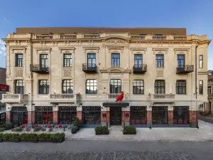 Radisson RED Tbilisi