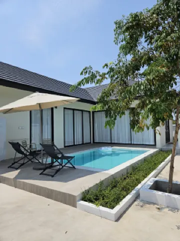 Karisma Private Villa Pattaya Hotels near Kombat Group Thailand