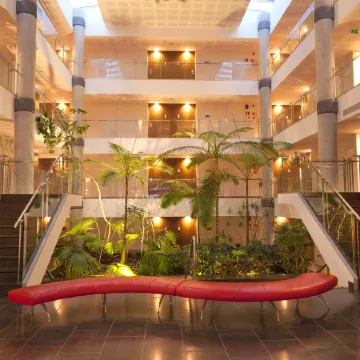 Port Elche Отели рядом с достопримечательностью «Edificio ALTET»