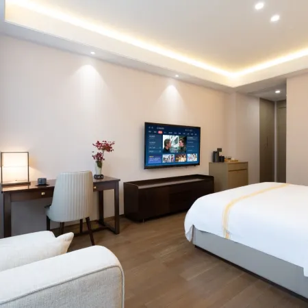 Lilac Garden Hotel (Kuaiji Mountain Tourist Resort, Shaoxing)