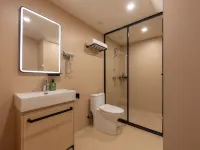 Hi Inn (Tianjin Hedong Sports Center Jintang Road) Hotels near Dongli