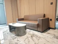 Jilong Business Hotel