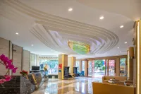 Phoenix Regalia Hotel (Xichang Qionghai Wetland Park) Hotel a Xichang