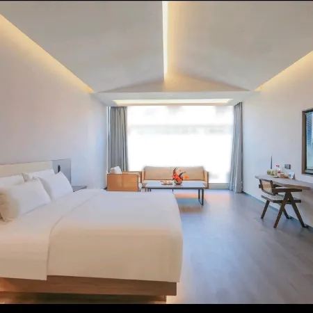 LANOU Hotel (Daocheng Binhe Road) Hotels in Daocheng