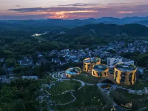 Mangeta Quchan Inner Hotel