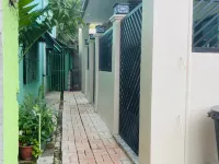 Amplayo Apartelle 2-BR Unit Hotels in Opol