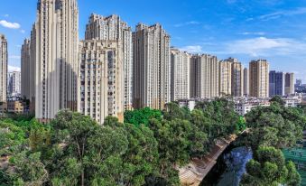 Walking In Life Hotel