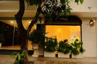 La Suite Thao Dien Hotels in Thủ Đức