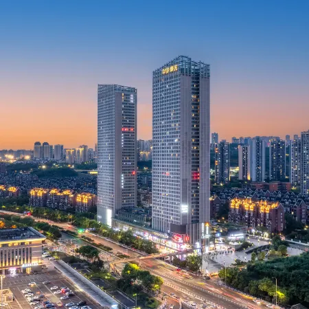 Laifu Image Smart Hotel (Chongqing North Railway Station North Square Branch) Отели рядом с достопримечательностью «Чунцинская школа Лика (Колледж Золотого Детского Университета)»