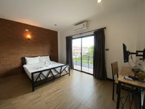 เดอะ คอนเน็ก เชียงใหม่ โรงแรมใกล้วัดป่าแดด