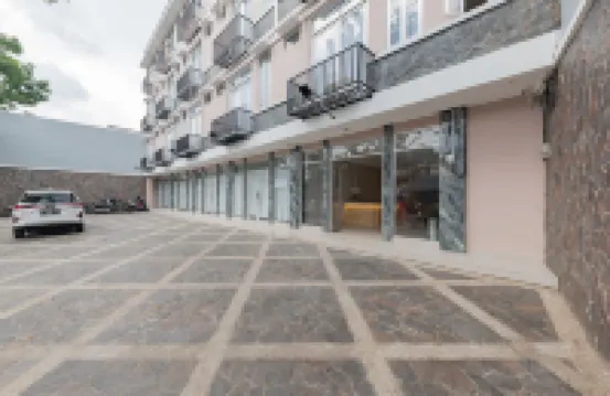 RedDoorz Plus near Surapati Core Hotels near Saung Angklung Udjo