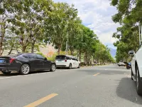 Miyi Family Garden Hotel - parking