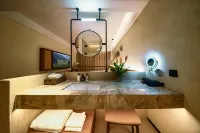 Shanjintang Hotel (Wang Xian Gu Scenic Area) - Parkplatz