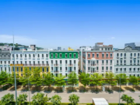 下龍灣迷人酒店 鄰近廣寧博物館的酒店