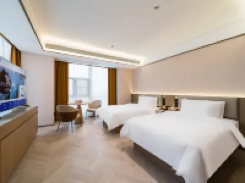Starway Hotel (Xinyang Xi County Xiya Libao Plaza) Hotels in Xi County
