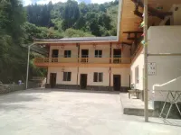 Encountering the Mountain Villa Hotels near Wanglang Panda Exploration Camp