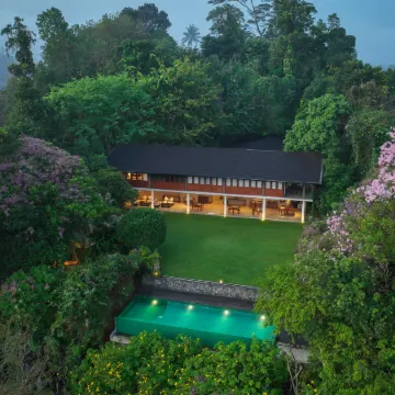 Kings Pavilion Luxury Hotel