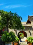 Yuhuaige Courtyard Homestay (also known as Pingyao Store in Pingyao Ancient City)