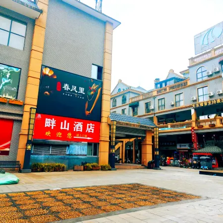 Grand Villa Hotel