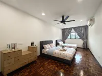 Go-Kart Homestay By Antlerzone Hotels in Kota Tinggi