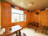 Heishantou Prairie Yingbin Tribe Hotel