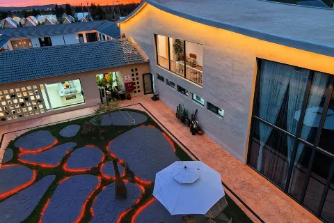 Chayouhouqi Ulanhada Yimeng Yimu Volcano Homestay