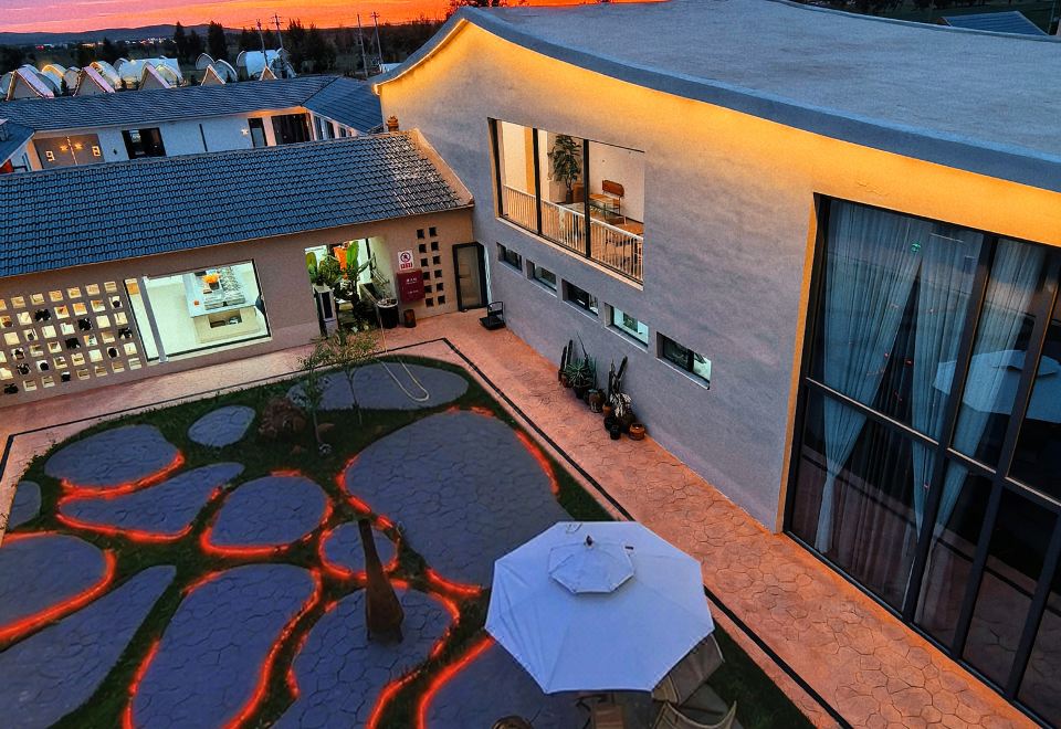 hotel overview picture