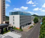 Echarm Hotel (Bozhou Aotelaisi Bowangfu) Hotels near Flower Theater Area