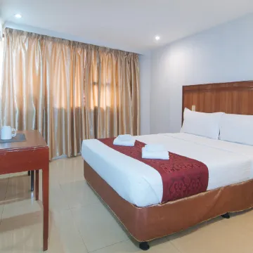 Chinatown Lai Lai Hotel by RedDoorz