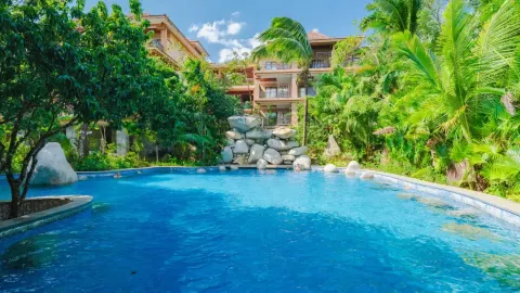Baoting Rainforest Fairyland Resort & Spa Qixian Mount in Baoting Li and Miao Autonomous County